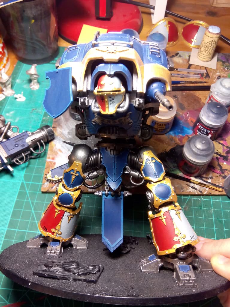 Imperial Knight painting progress